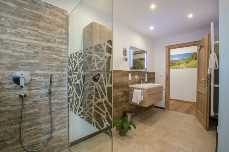 Bathroom 3, Appartement mit Zwei Schlafzimmern in Grainau, Garmisch-Partenkirchen