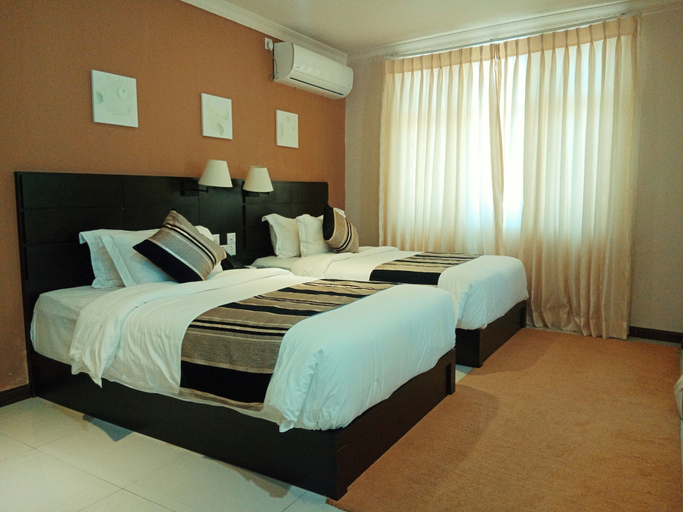 Bedroom 3, Lagoon Lodge