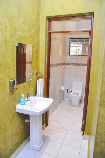 Bathroom 4, Paton Luxury Resort, Kibwezi West