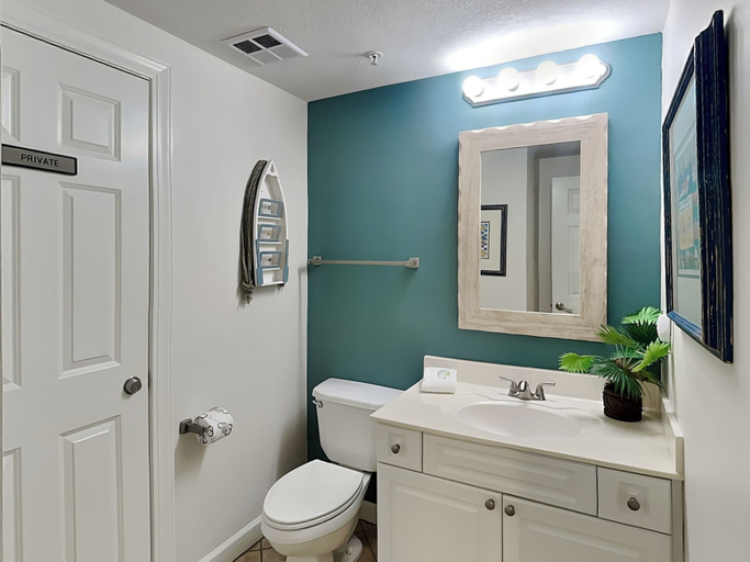 Bathroom, Admiral's Quarters #1406 by Southern Vacation Rentals, Baldwin