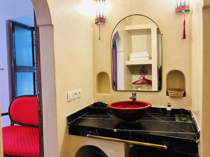 Bathroom 5, Riad Argan, Marrakech