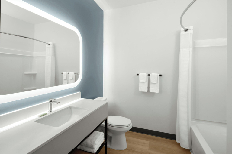 Bathroom 3, StudioRes by Marriott Denver Tech Center, Arapahoe