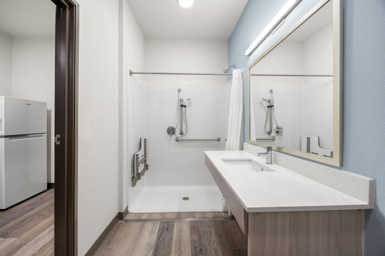 Bathroom 5, WoodSpring Suites Medford near I-5, Jackson