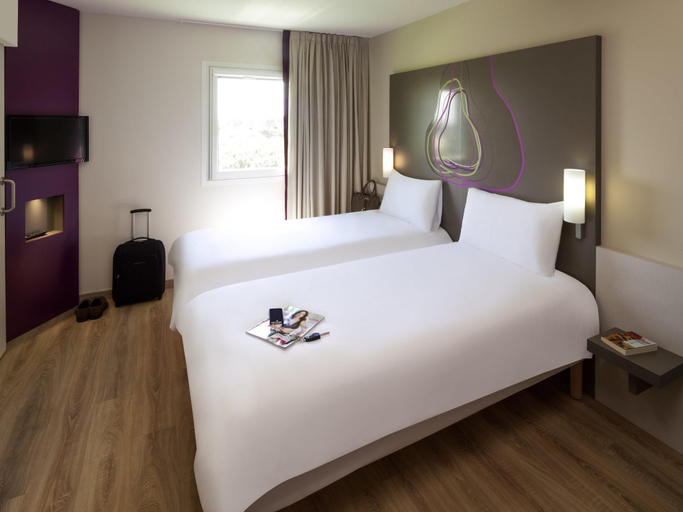 Bedroom 4, ibis Styles Lleida Torrefarrera, Lleida