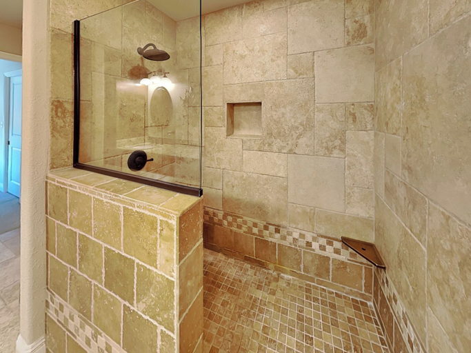 Bathroom 3, Island Charm by Miss Kitty’s, Aransas