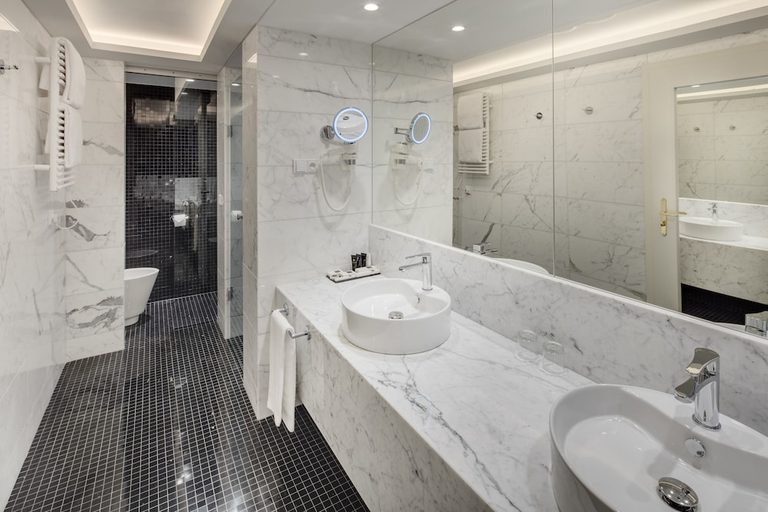 Bathroom 4, Hotel Savoy Prague, Praha 6