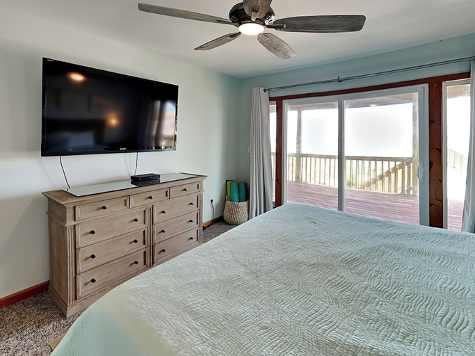 Bedroom 2, Paradise Palms by Topsail Realty, Pender