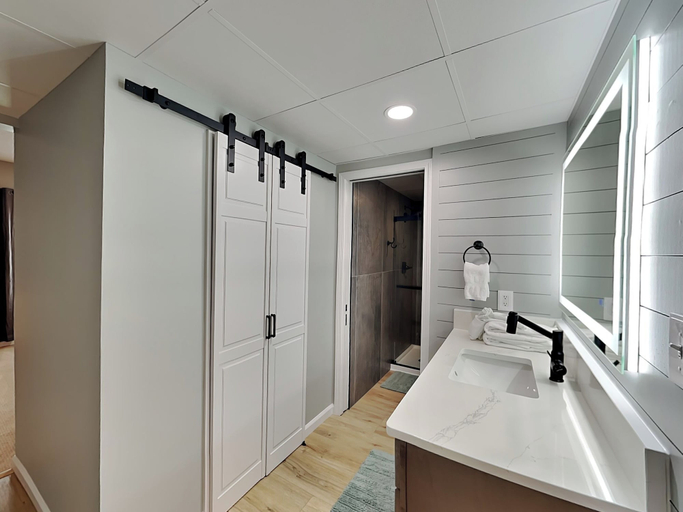 Bathroom 5, Mountain Breeze Retreat by Jackson Mountain Rentals, Sevier
