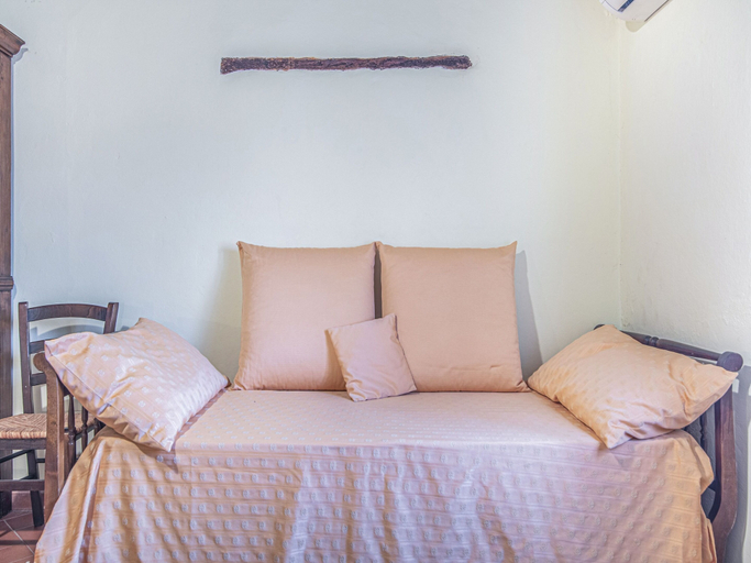 Others 5, Villa Belle Vue: a Charm, Siena