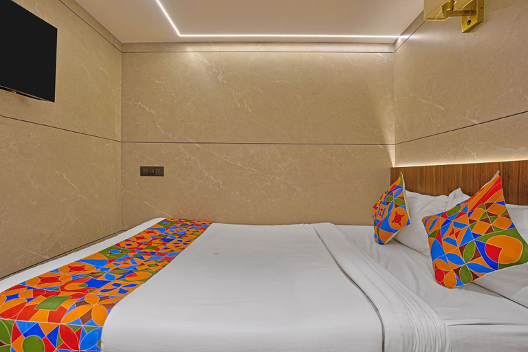 Room 5, Via Woodlands, Mumbai Suburban
