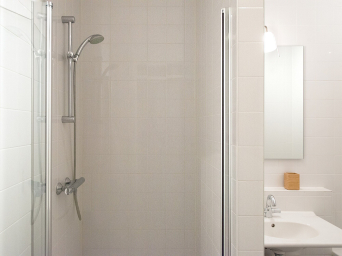 Bathroom 3, Ground Floor Apartment near Scheveningen, The Hague