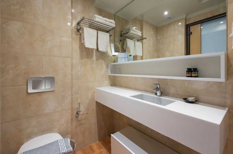 Bathroom 4, Corissia Princess Hotel, Crete