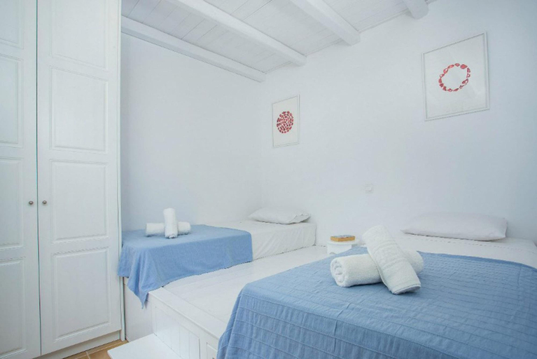 Room 5, Villa Mytikas, South Aegean