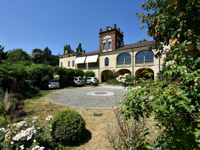 Primary image