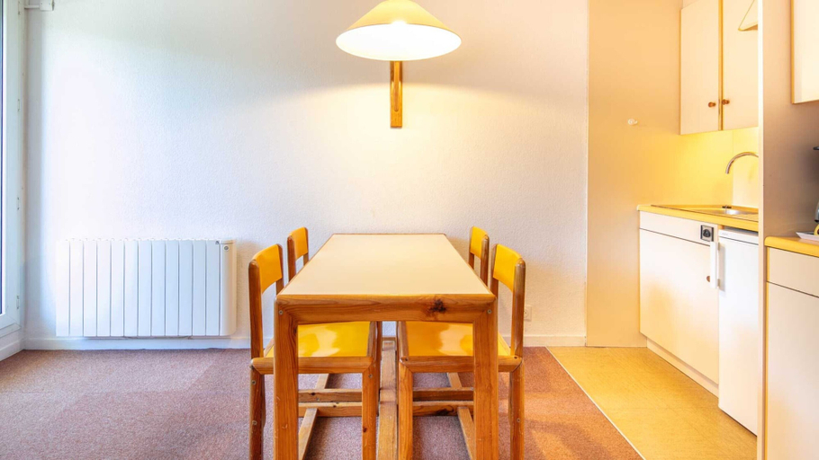Dining 5, Comfortable Mountain Stay, Villard Lans, Isère