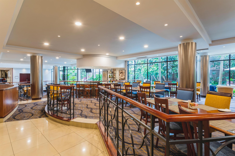 Food & Drinks 5, Garden Court Hatfield, City of Tshwane