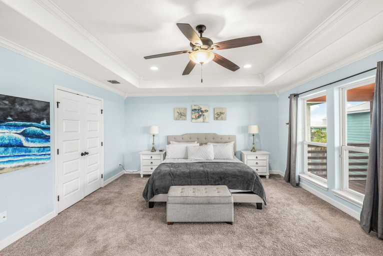 Interior 3, Sunrise Paradise - Pet Friendly! Boat Parking!, Nueces