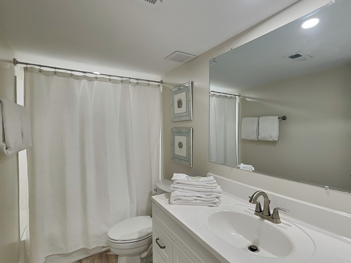 Bathroom 3, Seascape Golf Villas #4C, Walton