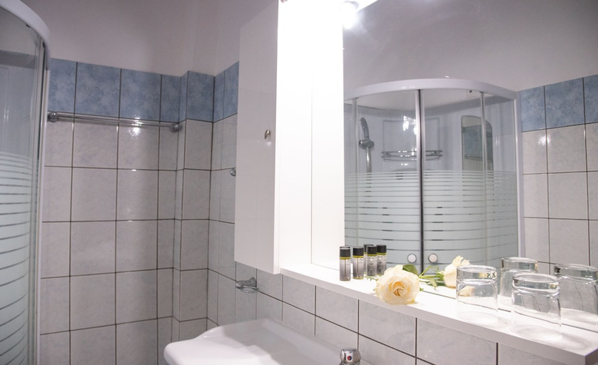 Bathroom 4, Poseidon Beach, Epirus