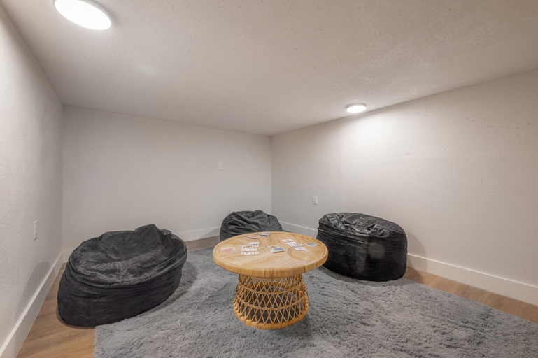 Interior 2, 125 Harbor Bluff Dr, Pinellas