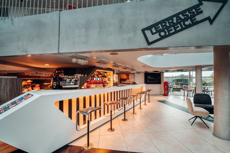Food & Drinks 4, COWOOL Cergy, Val-d'Oise