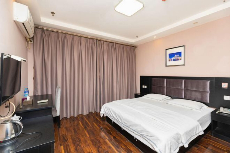 Bedroom 3, Haopai Hotel, Shanghai