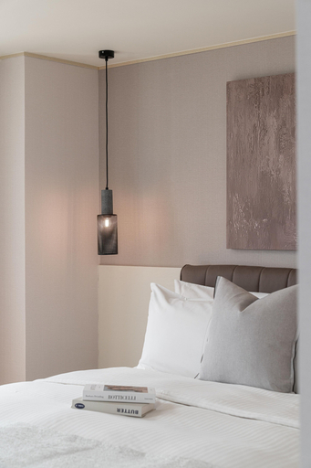Bedroom 2, ElEnce Hotel, Taichung