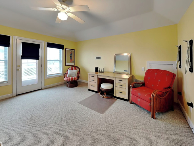 Others 5, The Water Bear by Topsail Realty, Pender
