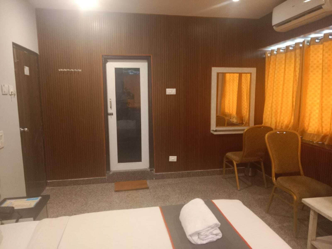 Others 5, Hotel Vaishnavi, Hyderabad