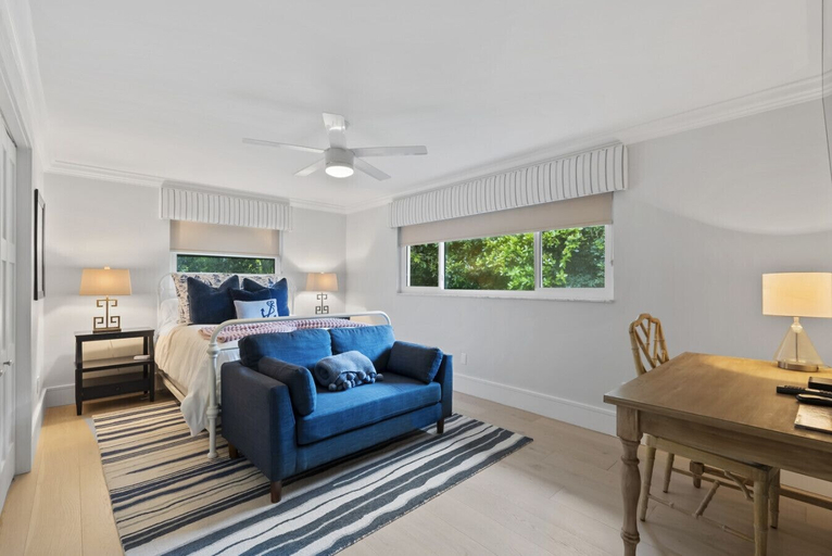 Room 4, Luxury Beach House w Private Beach, Collier