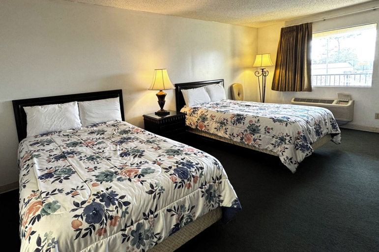 Room 3, Super Value Inn Richland Near Americus US 280, Stewart
