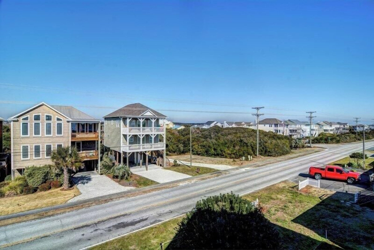 Exterior & Views 2, All Decked Out by Topsail Realty, Pender