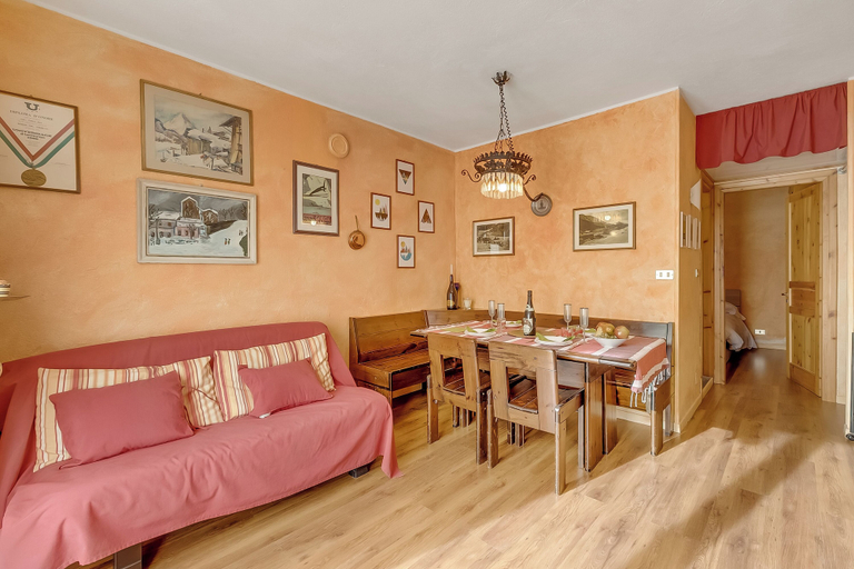 Living area 5, Rochebrune Apartments, Hautes-Alpes