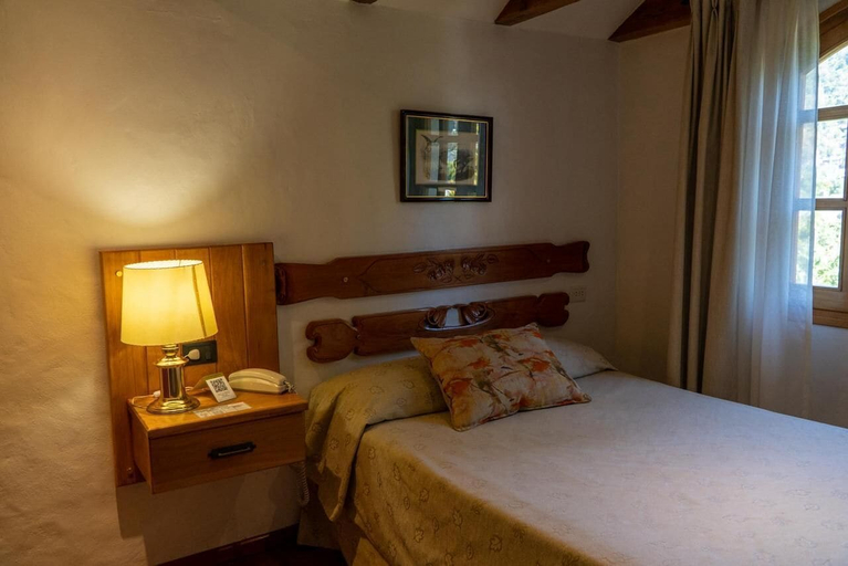 Bedroom 3, Le Village Hotel y Cabañas, Lacar