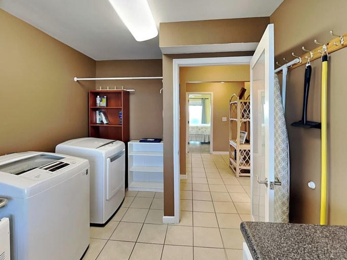 Bathroom 3, Sunshiny Daze by Topsail Realty, Pender