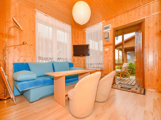 Dining 3, Holiday Homes Close to the Seaside Beach, Sławno