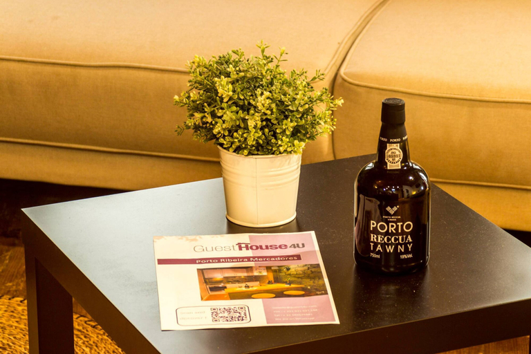 Room 4, Guest H4U - Porto Ribeira View Mercadores, Porto
