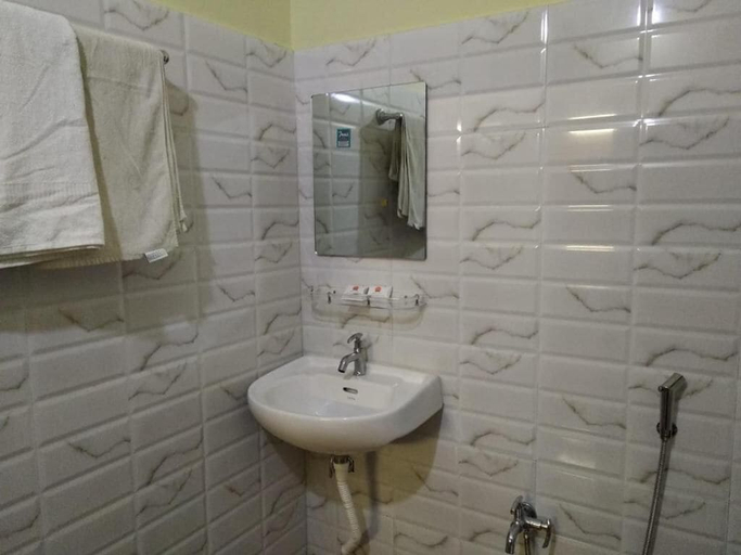 Bathroom 3, Sundarban Tiger Roar Resort, North 24 Parganas