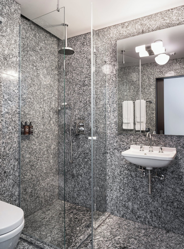 Bathroom 3, Sandhotel by Keahotels, Reykjavík