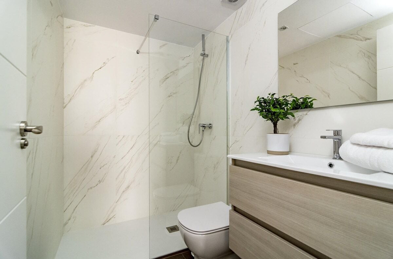 Bathroom 4, Djc- Modern 2 Bedroom Apartment Close to Beach, Málaga