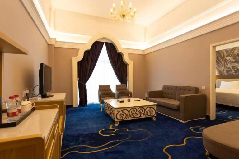 Bedroom 3, Sun City Huiyue Hotel, Suining
