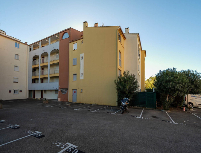 Primary image, Le Colisee Ndeg33 - ST4, Hérault