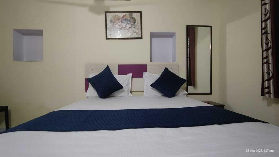 Room 3, Radha Krishna Home, Varanasi