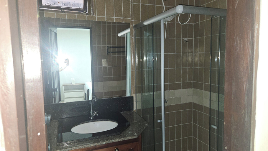 Bathroom 5, Mendes Residence, Belém