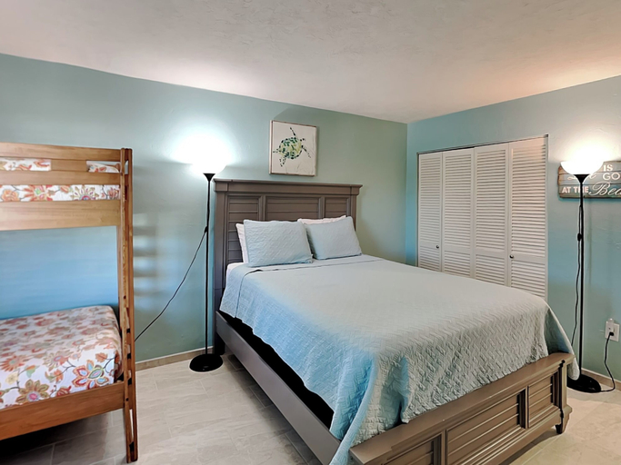 Bedroom 3, Riviera Club 204 by Distinctive Beach Rentals, Lee