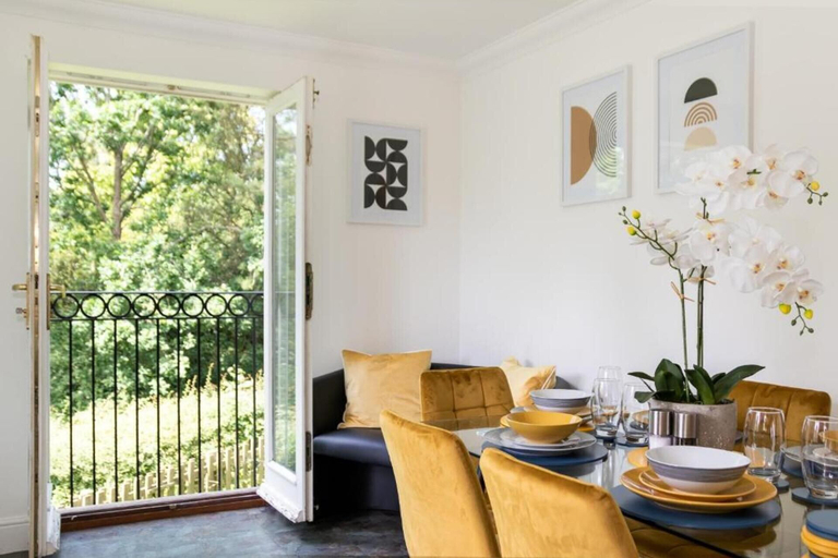 Dining 2, Contractors/family - Parking - Wifi - Sleeps 6, Milton Keynes