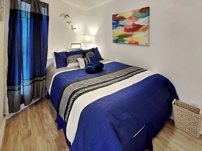Bedroom 3, Daybreak at the Beach by Ryson Vacation Rentals, Galveston