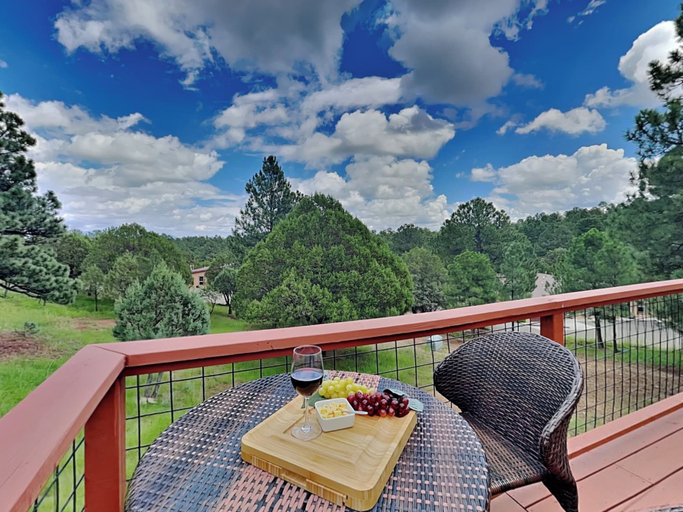 Primary image, Alto Mountain Sojourn by Ruidoso Vacation Rentals, Lincoln