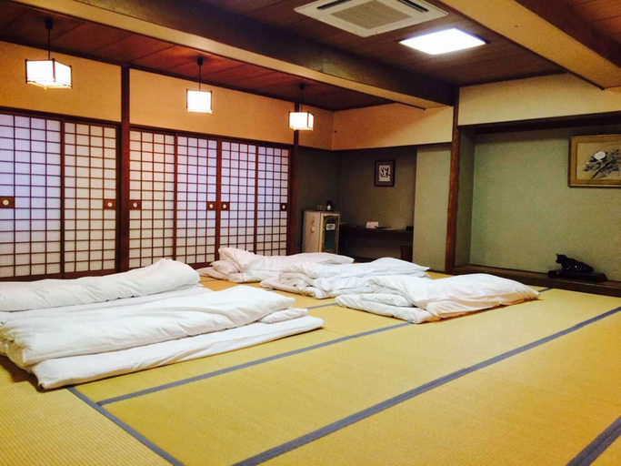 Bedroom 3, Hotel New Tsuruta, Beppu
