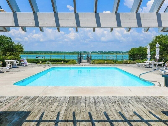 Sport & Beauty 5, As Good As It Gets by Topsail Realty, Pender